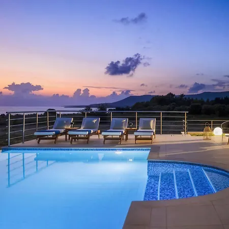 Pinelopi Tria * Kounopetra