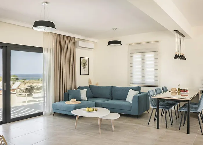 Willa Pinelopi Tria Kounopetra