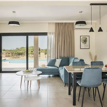 Pinelopi Tria Kounopetra